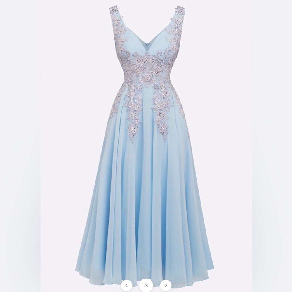 Elegant Blue Evening Gown